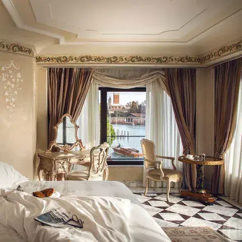 hotel_3.jpg