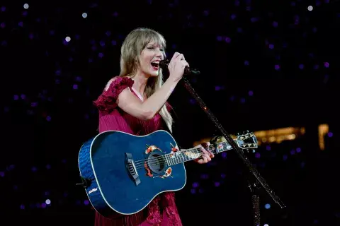 taylorswift-1.jpg