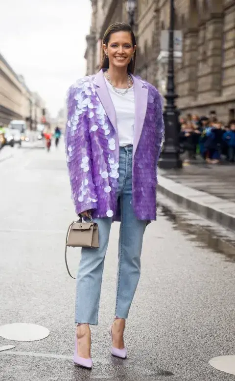 Blazer de lentejuelas + jean.