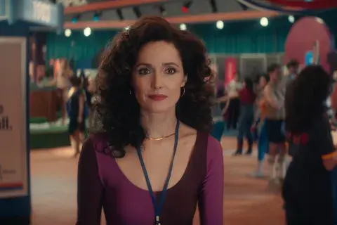 Rose Byrne es la protagonista de Physical. Rose Byrne es la protagonista de Physical.