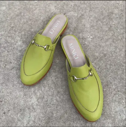 zapatos_de_estacion_4.png zapatos_de_estacion_4.png