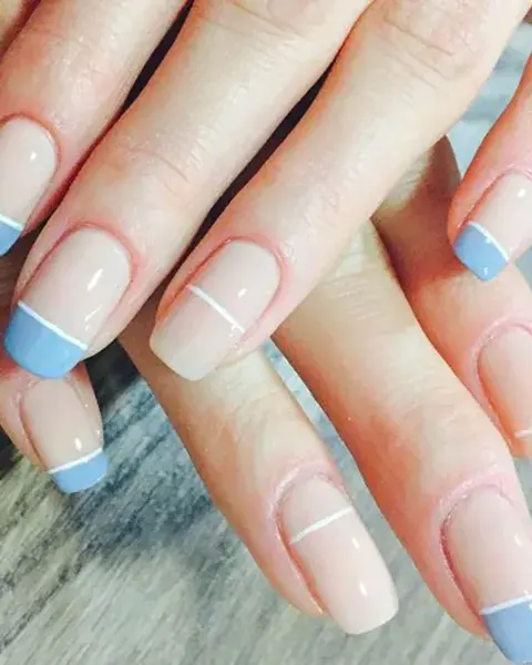Las uñas geométricas con los más y este diseño es un re buen primer paso para probarlas. Las uñas geométricas con los más y este diseño es un re buen primer paso para probarlas.