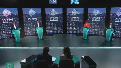 Debate de candidatos a jefe de Gobierno. Debate de candidatos a jefe de Gobierno.