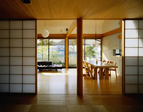 Una de las claves es optar por muebles que le brinden calidez a tu casa y que estén ordenados. Una de las claves es optar por muebles que le brinden calidez a tu casa y que estén ordenados.
