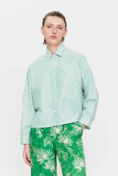 Camisa (Mishka, $40.000) Camisa (Mishka, $40.000)