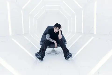 Jung Kook y Jack Harlow unen fuerzas en 3D, la nueva canción solista del miembro de BTS. Jung Kook y Jack Harlow unen fuerzas en 3D, la nueva canción solista del miembro de BTS.