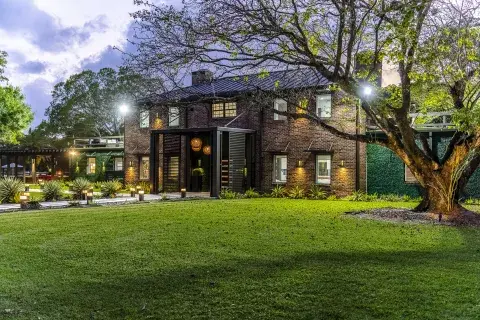 Gisele Bündchen: así es su lujosa finca en el sur de Florida. Gisele Bündchen: así es su lujosa finca en el sur de Florida.
