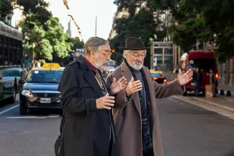 Robert De Niro y Luis Brandoni recorrieron Buenos Aires para Nada, su nueva serie.