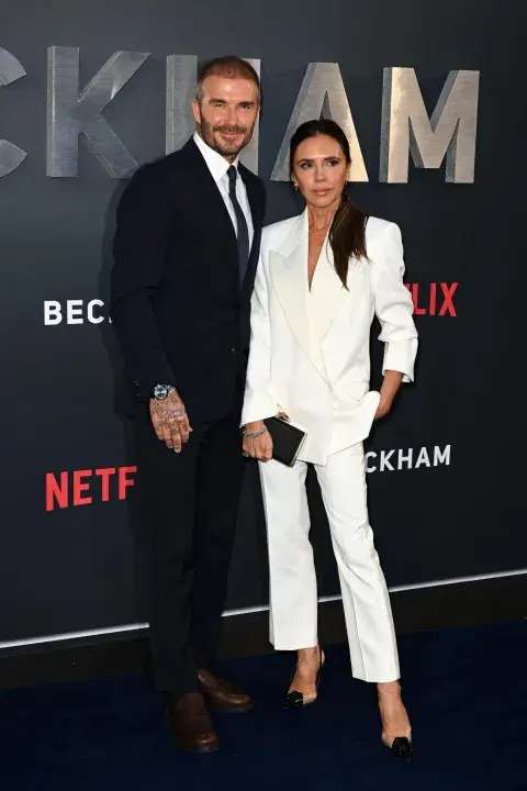David y Victoria Beckham en la premiere de la docuserie de Netflix. David y Victoria Beckham en la premiere de la docuserie de Netflix.