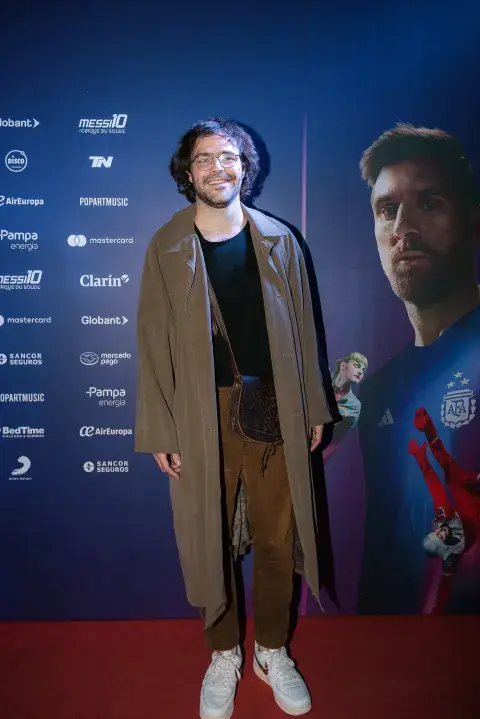 Peter Lanzani. Peter Lanzani.