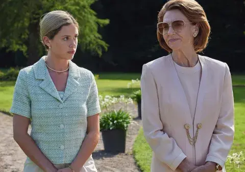 Delfina Chaves en la serie sobre Máxima Zorreguieta. Delfina Chaves en la serie sobre Máxima Zorreguieta.