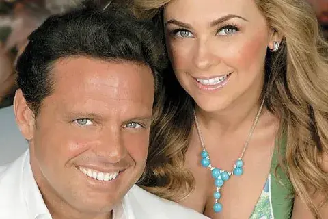 Luis Miguel y Aracely Arámbula, en el peor momento de su batalla legal.