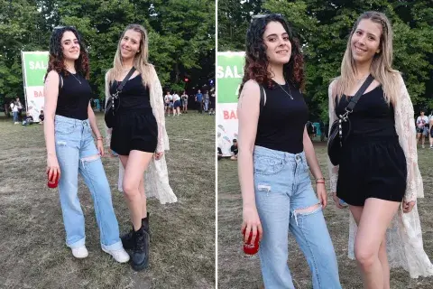 Para este tipo de recitales la comodidad es clave, por eso nos encantó el estilo de denim y total black de estas amigas. Para este tipo de recitales la comodidad es clave, por eso nos encantó el estilo de denim y total black de estas amigas.