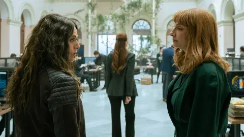 Itziar Ituño y Najwa Nimri volverán en Berlín, el spin-off de La casa de papel. Itziar Ituño y Najwa Nimri volverán en Berlín, el spin-off de La casa de papel.