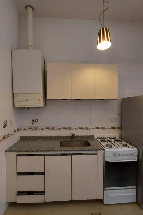 Esta era la cocina antes de ser remodelada.