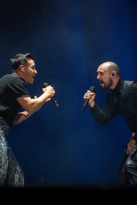Junto a Luciano Pereyra, Abel interpretó “Tiene tu amor”.