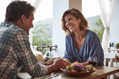 Estas son las 5 preguntas que te van a ayudar en tu primera cita.