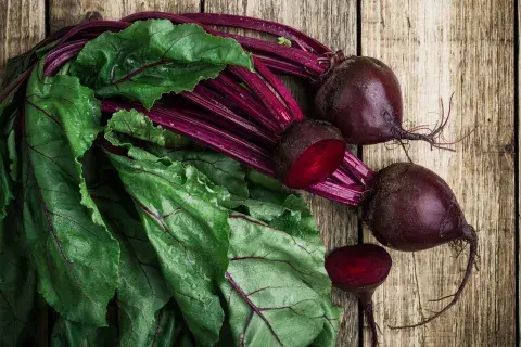 Una de las hortalizas que más importancia ha adquirido en los últimos años es la remolacha, debido a su gran aporte al mundo de la nutrición.