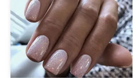 Uñas unicornio.