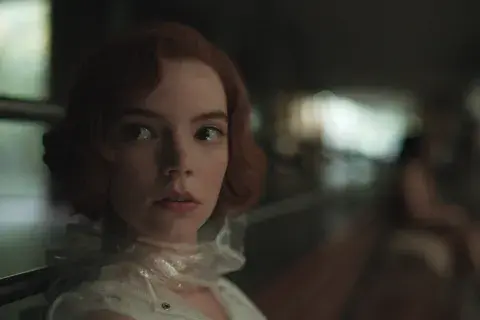 Imagen de Gambito de dama, el éxito de Netflix.