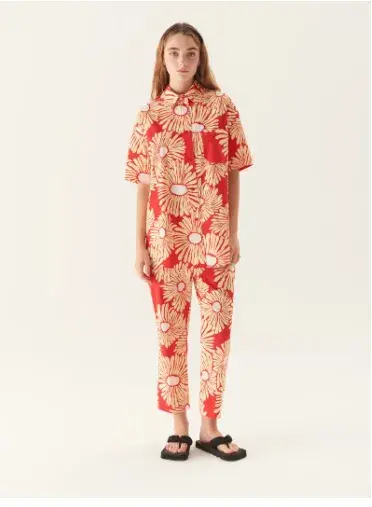 Conjunto de camisa y pantalón, Furzai $69.900 y $75.000