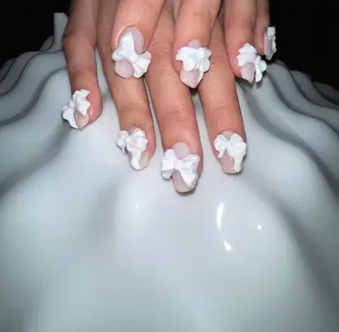 Las uñas de Úrsula Corberó. Las uñas de Úrsula Corberó.