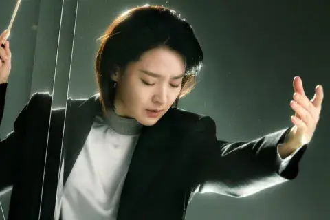 Lee Young Ae interpreta a Cha Se Eum. Lee Young Ae interpreta a Cha Se Eum.