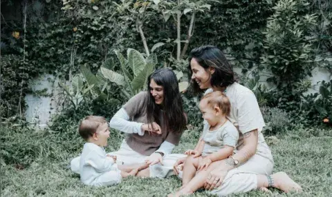 Fran y Milagros, unidas por la maternidad, crearon esta propuesta de viajes para mamás con hijos de hasta 3 años. Fran y Milagros, unidas por la maternidad, crearon esta propuesta de viajes para mamás con hijos de hasta 3 años.