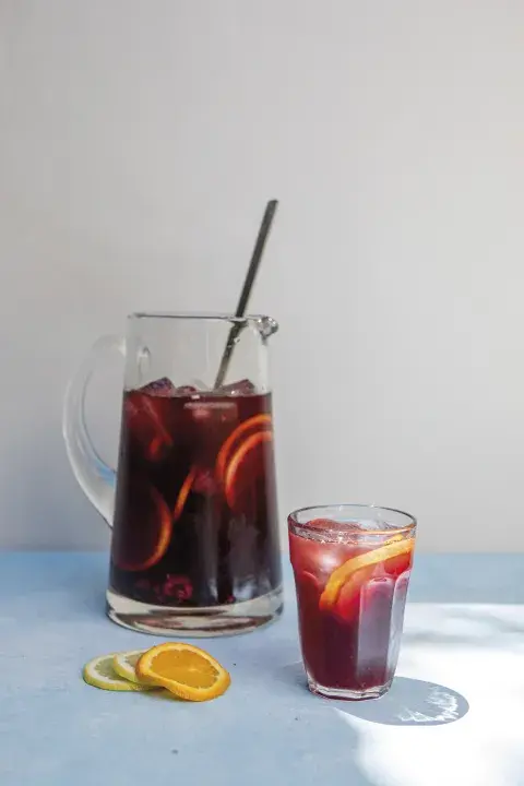 tinto_de_verano_c_victoria_schiopetto.jpg