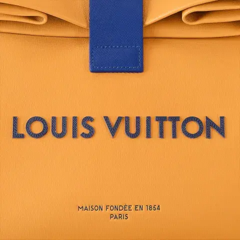 El bolso de lujo para sándwich de Louis Vuitton. El bolso de lujo para sándwich de Louis Vuitton.