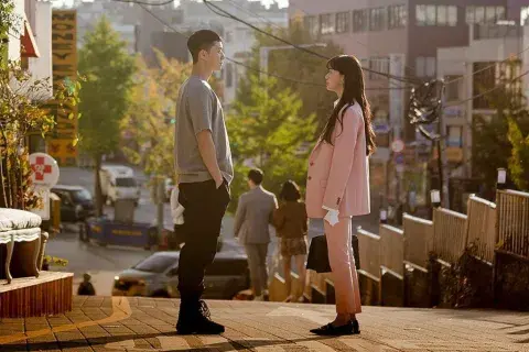 Itaewon Class tiene un elenco repleto de grandes actores. Itaewon Class tiene un elenco repleto de grandes actores.
