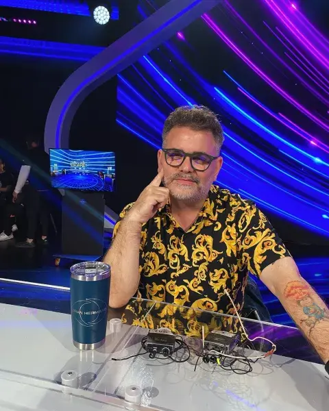 El sorpresivo regreso de Seba de Caro a Gran Hermano. El sorpresivo regreso de Seba de Caro a Gran Hermano.