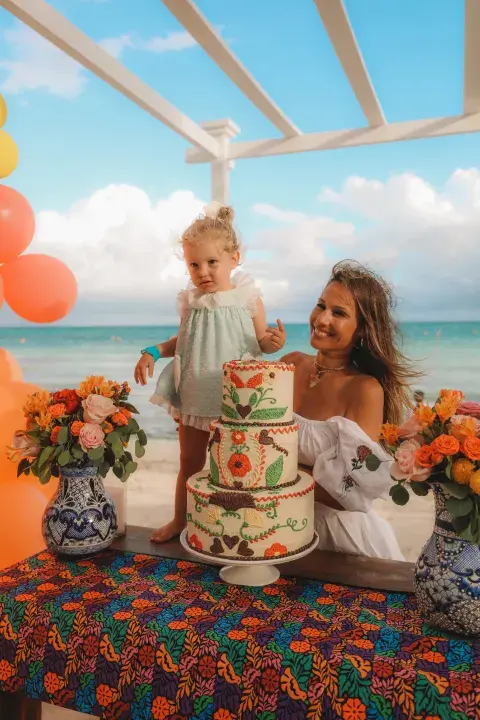 Las exclusivas imágenes del cumpleaños de Pampita en México. Las exclusivas imágenes del cumpleaños de Pampita en México.