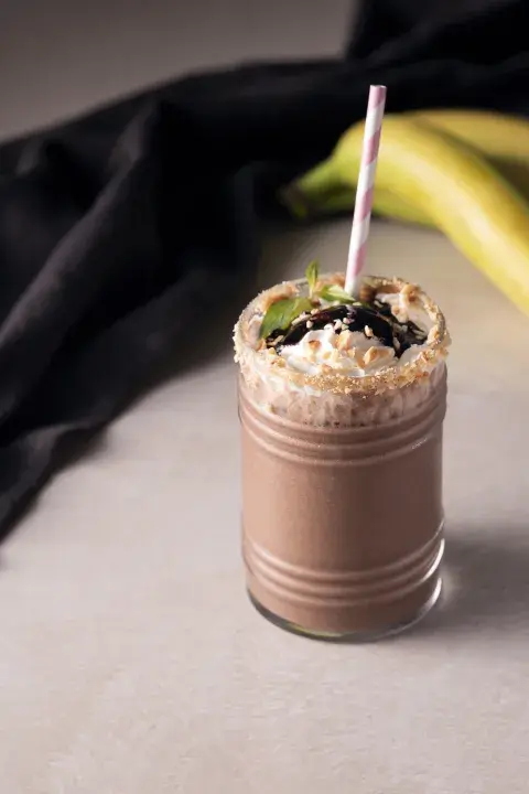 Paso a paso para preparar un café con banana. Paso a paso para preparar un café con banana.