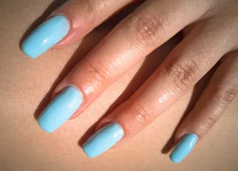 Colores de uñas para lucir más tu piel bronceada. Colores de uñas para lucir más tu piel bronceada.
