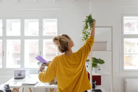 Los objetos rotos o que perdieron su utilidad, mejor retirarlos del hogar.