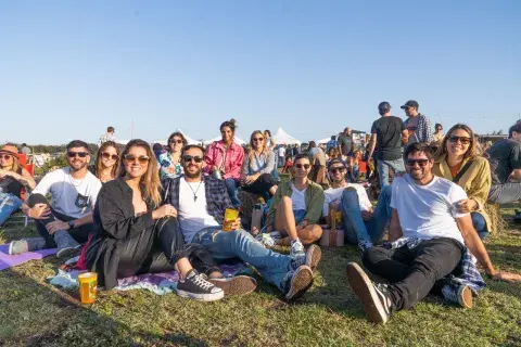 Música cuando cae el sol, gastronomía local y actividades para los menores en Verafesti. Música cuando cae el sol, gastronomía local y actividades para los menores en Verafesti.