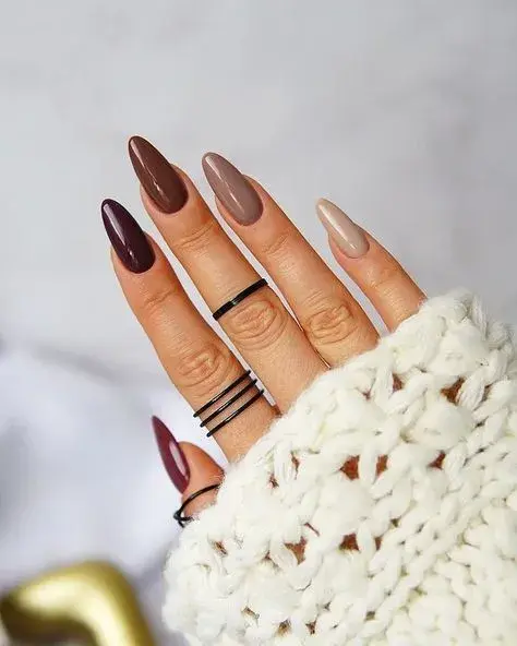 Cuidar las uñas es escencial para mantenerlas sanas y evitar que se quiebren Cuidar las uñas es escencial para mantenerlas sanas y evitar que se quiebren