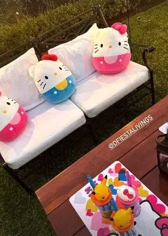 La despedida de soltera de Cande Tinelli. La despedida de soltera de Cande Tinelli.