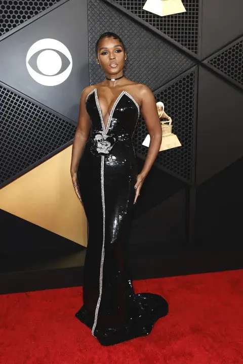 Janelle Monáe en la alfombra roja de los Grammy 2024. Janelle Monáe en la alfombra roja de los Grammy 2024.