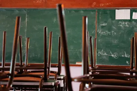 El paro docente se siente en 8 provincias. El paro docente se siente en 8 provincias.