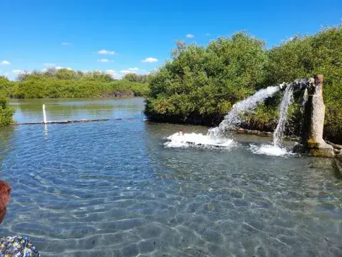 Termas de Quincho, ideales para unos días de relax total. Termas de Quincho, ideales para unos días de relax total.