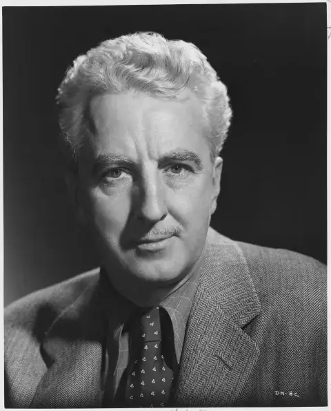 El guionista Dudley Nichols fue el primer ganador de los Oscar en rechazar el premio. El guionista Dudley Nichols fue el primer ganador de los Oscar en rechazar el premio.