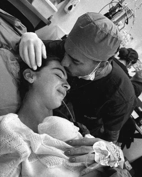 Maluma y Susana Gómez junto a París, la hija recién nacida de la pareja. Maluma y Susana Gómez junto a París, la hija recién nacida de la pareja.