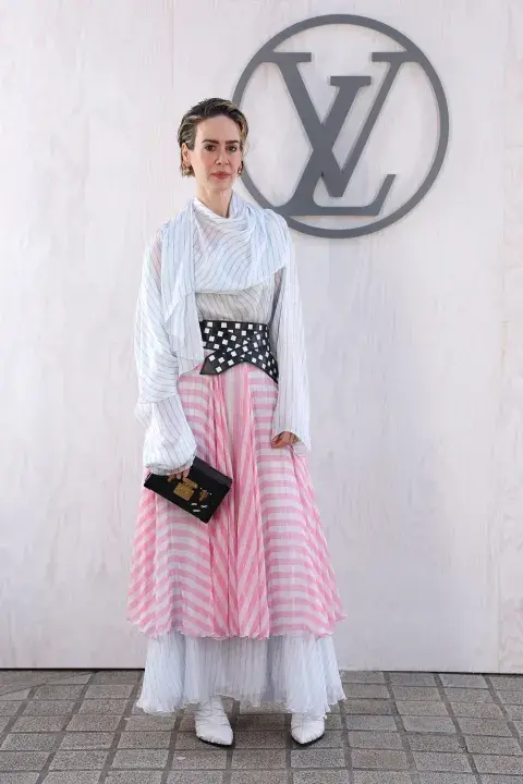 Sarah Paulson en el desfile de Louis Vuitton en la Semana de la Moda en París. 