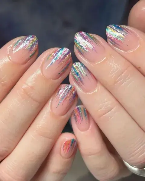 El confetti nail art es súper divertido y queda muy hermoso. El confetti nail art es súper divertido y queda muy hermoso.
