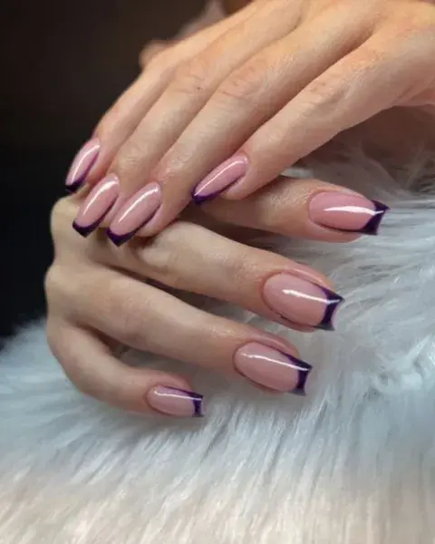 Otro diseño que queda increíble con violeta es la francesita. Otro diseño que queda increíble con violeta es la francesita.