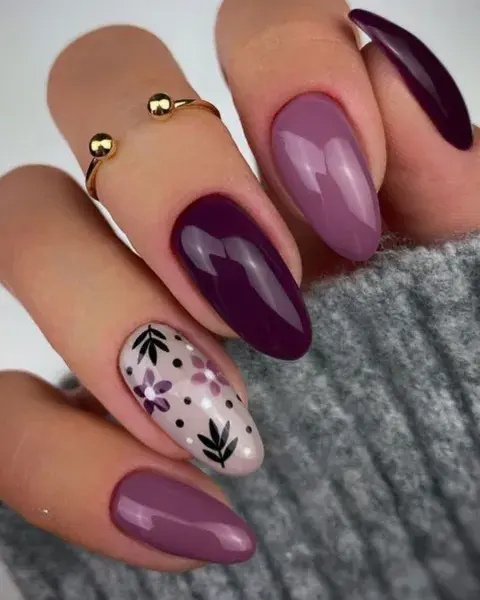 Con colores plenos, también podés hacer un diseño floral en violeta. Con colores plenos, también podés hacer un diseño floral en violeta.