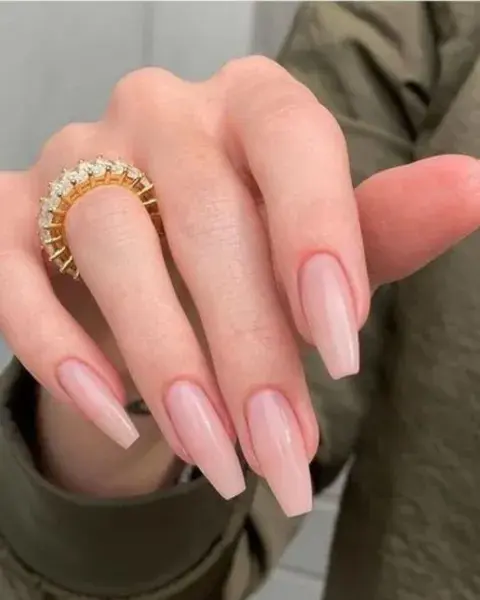 En un tono nude, te sumás al aesthetic con este diseño megasimple. En un tono nude, te sumás al aesthetic con este diseño megasimple.