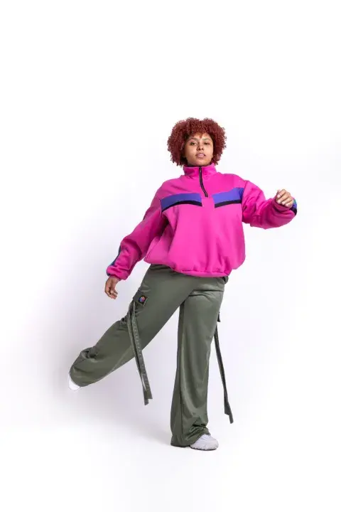 Este jogging de Balma se puede usar con tiro alto, medio o bajo porque la cintura elástica permite adaptarlo. @balma.ropa Este jogging de Balma se puede usar con tiro alto, medio o bajo porque la cintura elástica permite adaptarlo. @balma.ropa
